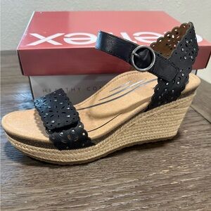 Aetrex Black Sandals